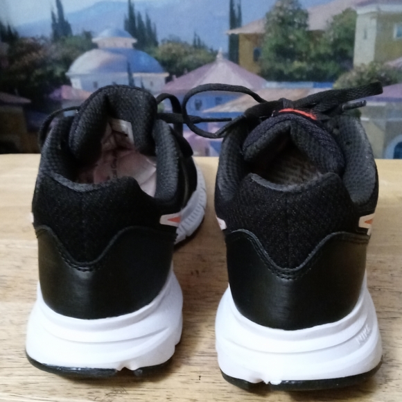 👩Nike Downshifter 6 Black/Coral Athletic Shoes - Size 6.5 - 684765-002🏃📿🦋💐 - Picture 2 of 11